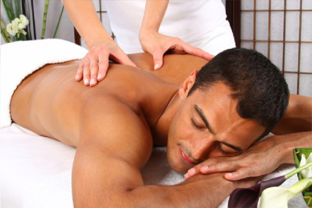 Man getting a deep tissue massage